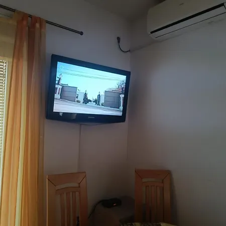 شقة Mirjana
